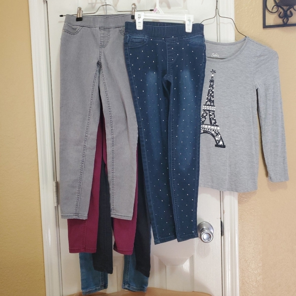 5 Pairs of Justice leggings and 1 long sleeve shirt// 6 total